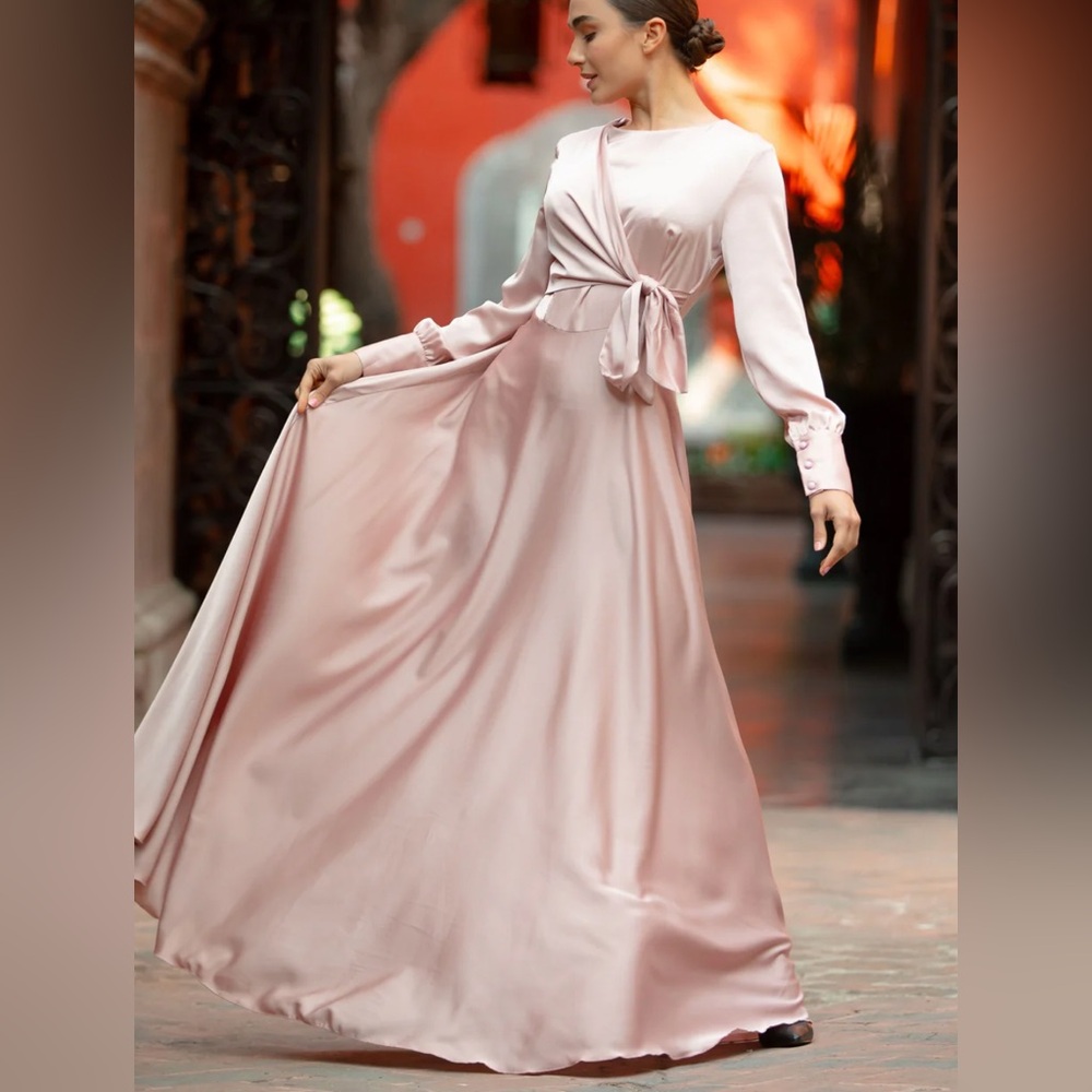 URBAN MODESTY *NWT TAN DIANA SIDE KNOT SATIN GOWN Sz: S - Picture 2 of 5